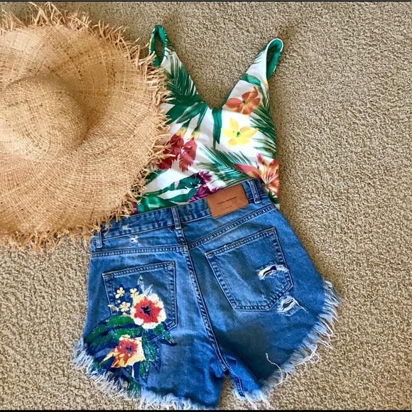 Zara Pants - Zara jean shorts